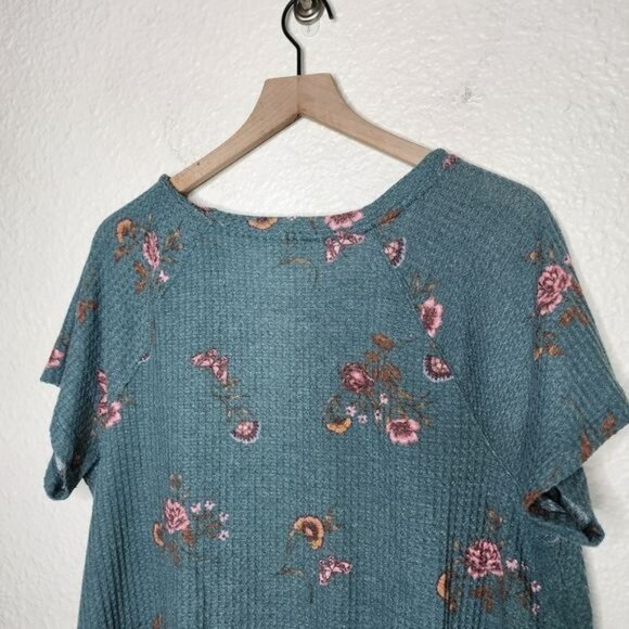 Torrid Classic Fit Waffle Crew Neck Raglan Short Sleeve Tee Women's Size 2X - Picture 2 of 7